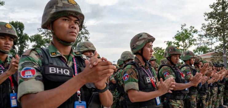থাইল্যান্ড-কম্বোডিয়া সংঘাত: সামরিক শক্তিতে কার পাল্লা ভারী?