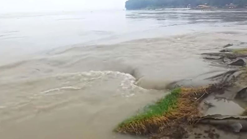 রাজশাহীতে পদ্মার পানি