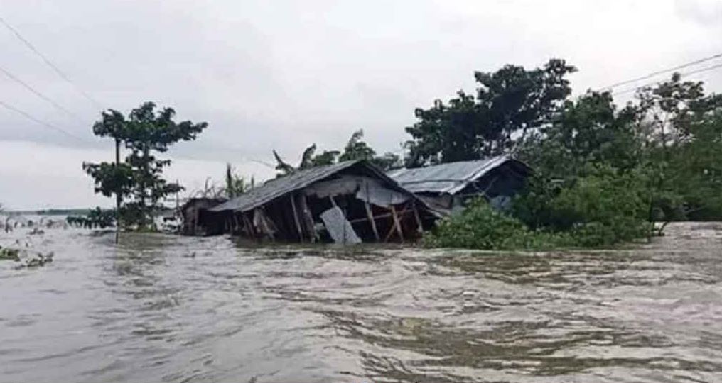 ভয়াবহ বন্যা