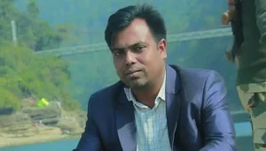 গাজীপুরে প্রকাশ্যে অস্ত্র নিয়ে ধাওয়া করে সাংবাদিককে কুপিয়ে হত্যা